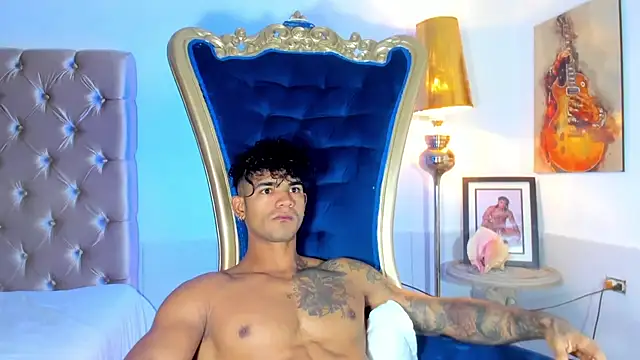 Snapshot of antonio__444 chatting on July 1, 12:27 pm antonio 444 online show from July 1, 12:27 pm
