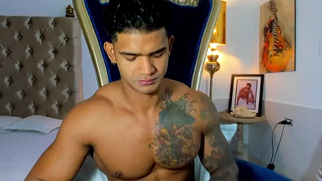 antonio  444 online show from December 4, 12:26 pm