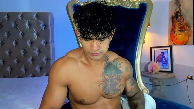 Snapshot of antonio__444 chatting on July 3, 2:18 am antonio 444 online show from July 3, 2:18 am