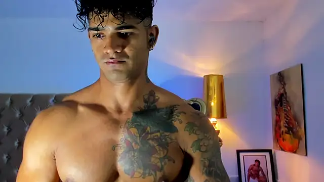 Snapshot of antonio__444 chatting on June 16, 5:24 pm antonio 444 online show from June 16, 5:24 pm