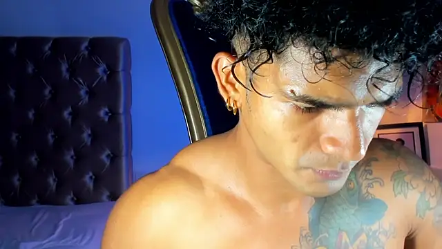 antonio  444 online show from May 7, 12:26 am