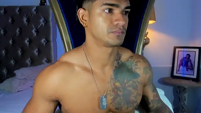 antonio  444 online show from October 3, 11:01 am
