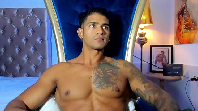 antonio  444 online show from February 12, 7:24 pm