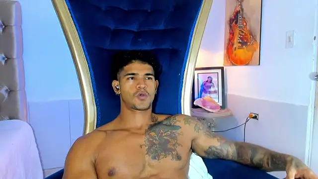 antonio  444 online show from April 30, 8:57 pm