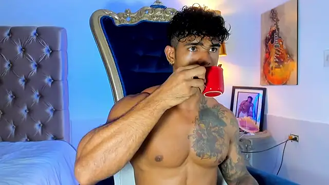 antonio  444 online show from May 20, 6:27 pm
