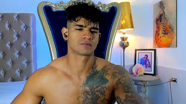 Snapshot of antonio__444 chatting on June 25, 2:09 am antonio 444 online show from June 25, 2:09 am