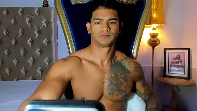 antonio  444 online show from November 15, 10:30 am