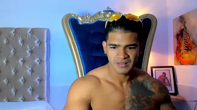 antonio  444 online show from February 22, 10:39 am