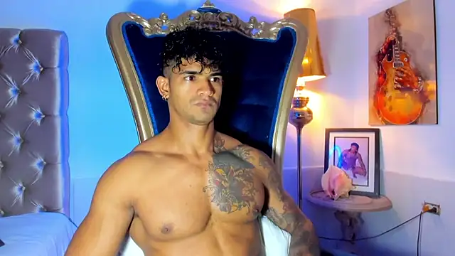 Snapshot of antonio__444 chatting on July 2, 2:23 am antonio 444 online show from July 2, 2:23 am