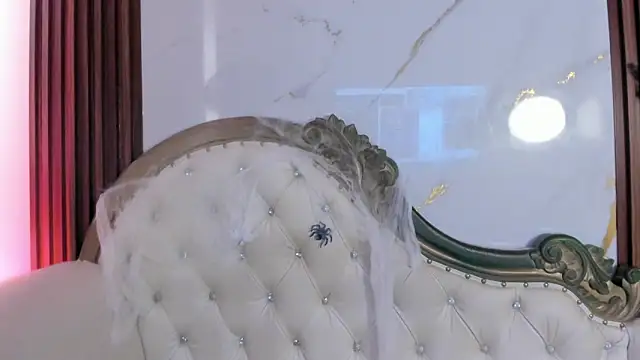 CoralieBronson online show from October 25, 8:42 pm