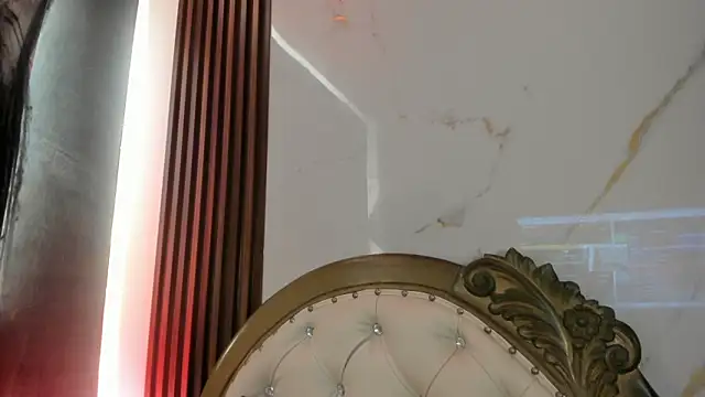 CoralieBronson online show from October 21, 9:03 pm