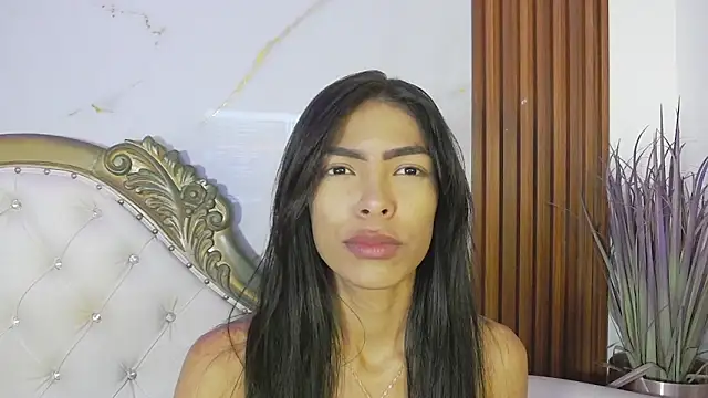 CoralieBronson online show from November 15, 9:52 pm