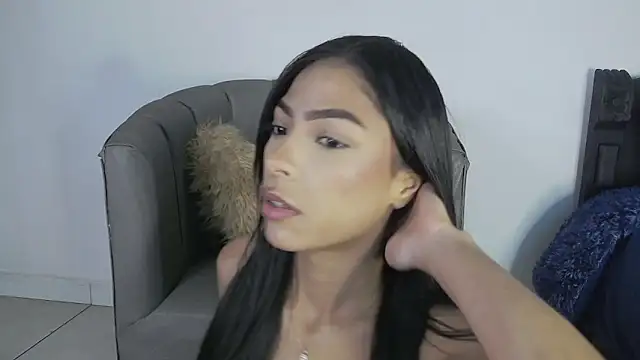 CoralieBronson online show from February 10, 12:09 am