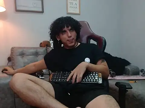 Xfire boy69 online show from November 6, 6:34 pm