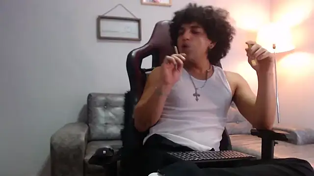 Xfire boy69 online show from October 11, 1:06 am