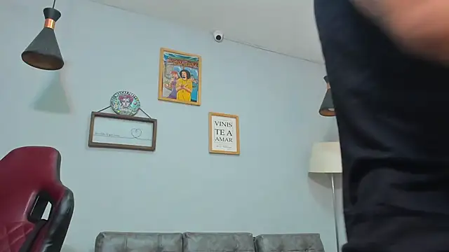 Xfire boy69 online show from January 12, 4:47 pm