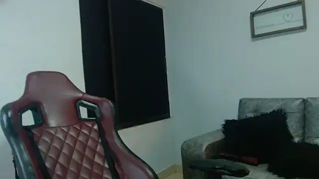 Xfire boy69 online show from October 25, 9:26 pm