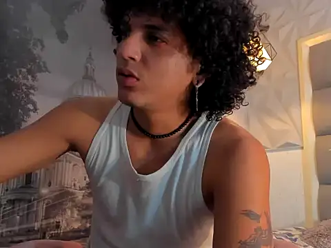 Xfire boy69 online show from November 2, 12:54 pm