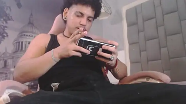 Xfire boy69 online show from January 13, 8:13 pm