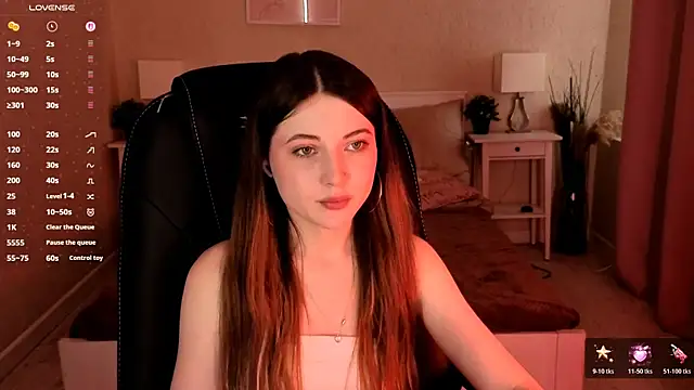 Snapshot of Kimmie_shine chatting on July 4, 2:32 pm Kimmie shine online show from July 4, 2:32 pm