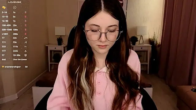 Kimmie shine online show from April 9, 8:53 am