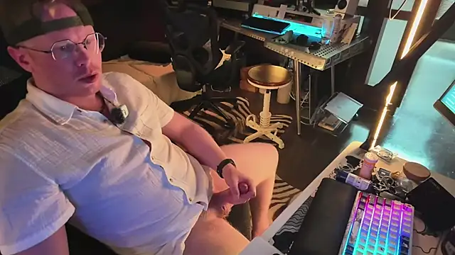 twunkdean online show from May 14, 7:33 pm