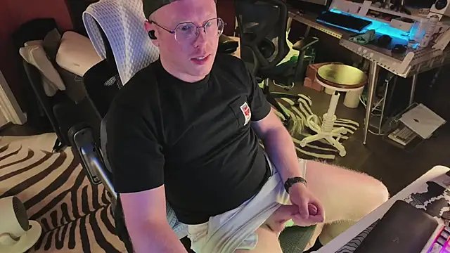 twunkdean online show from May 14, 4:09 am