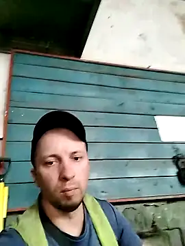 hornny boy35 online show from June 18, 11:15 am