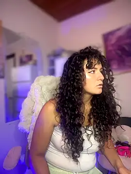 Dannaa Lovs online show from April 23, 10:22 am