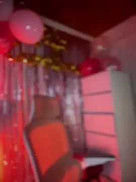 Dannaa Lovs online show from February 14, 10:04 am