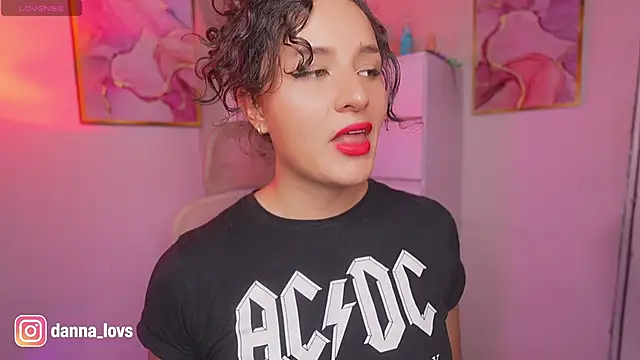 Dannaa Lovs online show from November 12, 6:56 pm