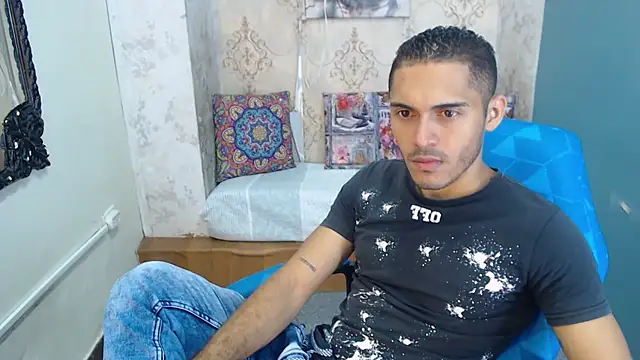 Derek Storm  online show from November 20, 10:16 am