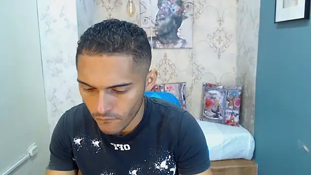 Derek Storm  online show from November 12, 12:20 pm