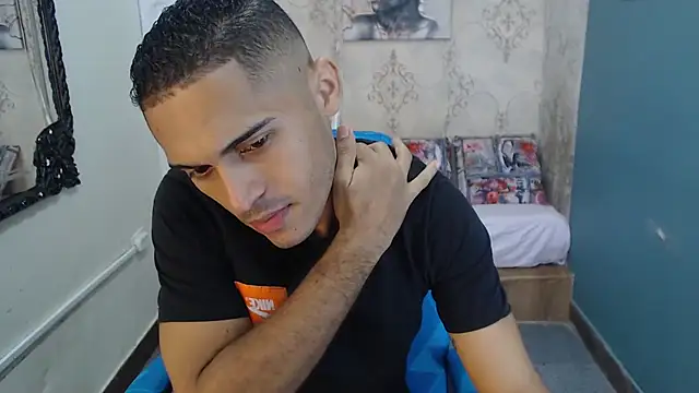 Derek Storm  online show from November 9, 11:36 am