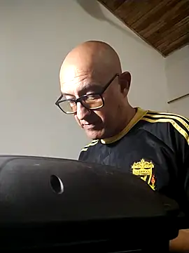 jorge406 online show from November 16, 9:30 pm