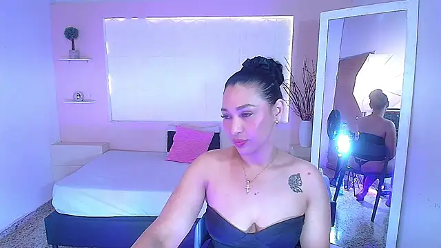 IvyShine7 online show from September 25, 3:34 am