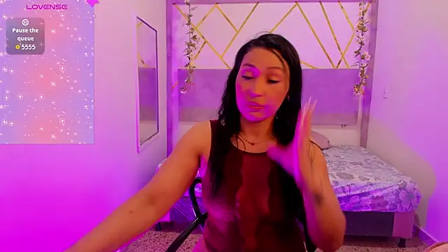 IvyShine7 online show from December 5, 7:34 pm