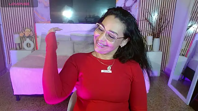 IvyShine7 online show from May 16, 7:35 pm
