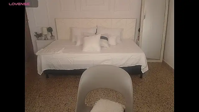 IvyShine7 online show from April 23, 7:37 pm