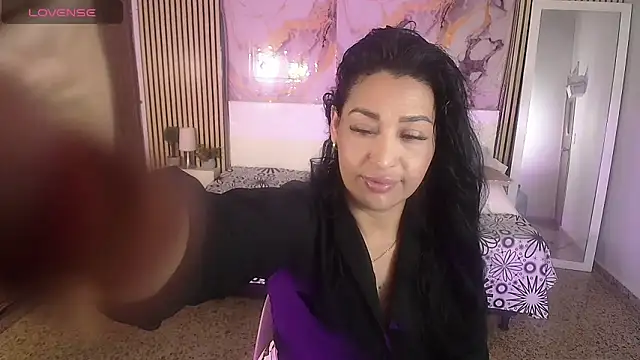 IvyShine7 online show from May 1, 7:19 pm