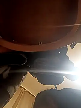 Snapshot of VIP82 chatting on February 20, 4:31 am VIP82 online show from February 20, 4:31 am