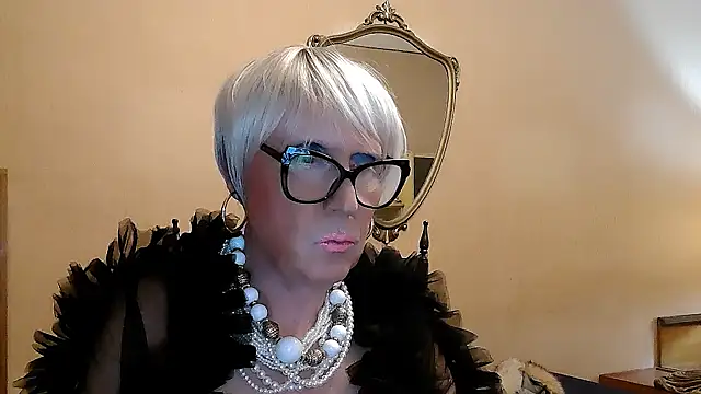 ROBY SWEETHOT online show from October 3, 10:22 pm