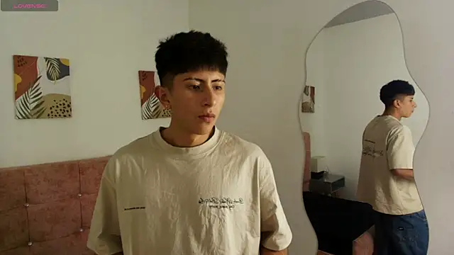 Snapshot of Andy_Justgame chatting on October 31, 3:36 am Andy Justgame online show from October 31, 3:36 am