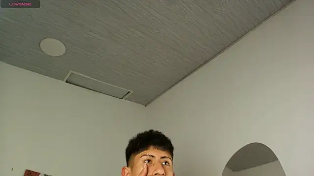 Snapshot of Andy_Justgame chatting on November 8, 3:43 am Andy Justgame online show from November 8, 3:43 am