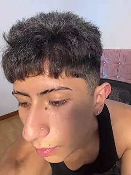 Snapshot of Andy_Justgame chatting on December 15, 3:56 am Andy Justgame online show from December 15, 3:56 am