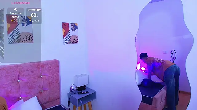 Snapshot of Andy_Justgame chatting on November 15, 3:43 am Andy Justgame online show from November 15, 3:43 am