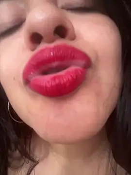 EmilyNoir1 online show from May 23, 8:52 pm