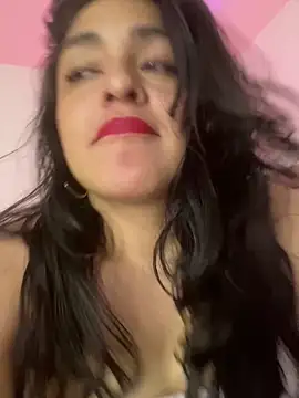 EmilyNoir1 online show from January 6, 8:57 pm