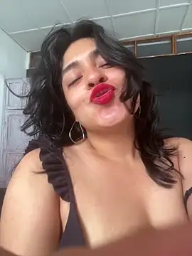 EmilyNoir1 online show from March 25, 9:14 pm