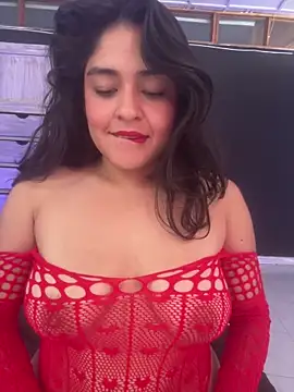 EmilyNoir1 online show from May 8, 6:23 pm